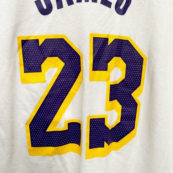 NIKE Los Angeles Lakers Lebron James T Shirt Sz M - Picture 5 of 9